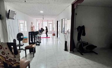 Vendo Casa en Villavicencio de dos plantas, barrio La Esperanza.