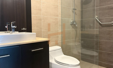 Renta de departamento en Cumbayá sector Site Center, 3 dorms, vista al Valle, cerca de la Ruta Viva y Simón Bolivar