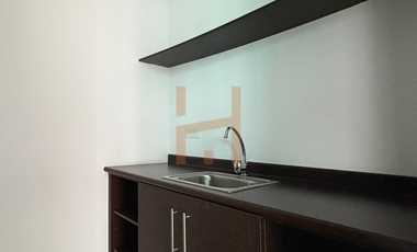 Renta de departamento en Cumbayá sector Site Center, 3 dorms, vista al Valle, cerca de la Ruta Viva y Simón Bolivar