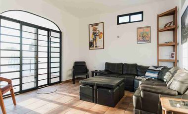 CASA DE LAS BRISAS EN PROGRESO MUY CERCA DEL MALECON Y DE LA PLAYA