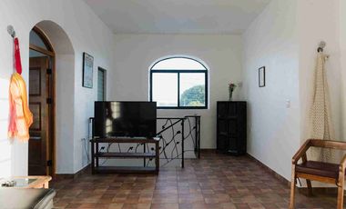 CASA DE LAS BRISAS EN PROGRESO MUY CERCA DEL MALECON Y DE LA PLAYA