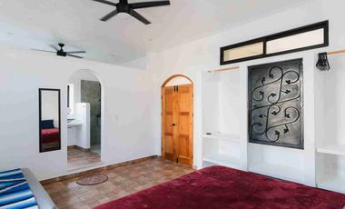 CASA DE LAS BRISAS EN PROGRESO MUY CERCA DEL MALECON Y DE LA PLAYA