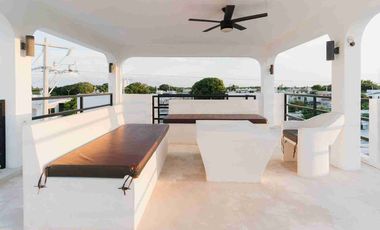 CASA DE LAS BRISAS EN PROGRESO MUY CERCA DEL MALECON Y DE LA PLAYA