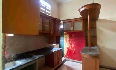 DIJUAL RUMAH KOS UI dan RUMAH UTAMA di DEPOK