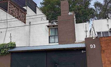 Casa en venta en Las águilas calle de Torrente