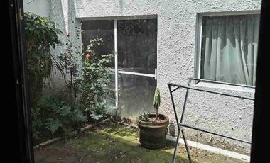 Casa en venta en Las águilas calle de Torrente