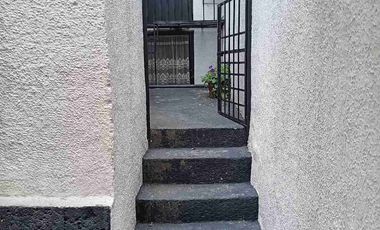 Casa en venta en Las águilas calle de Torrente