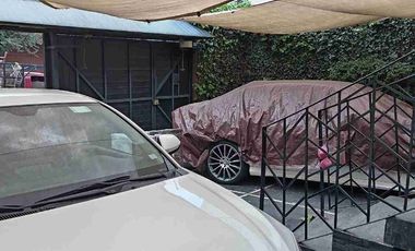 Casa en venta en Las águilas calle de Torrente