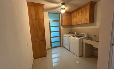 Casa en Renta en Satélite Acueducto, Monterrey, N.L.