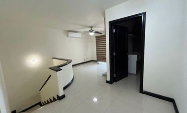 Casa en Renta en Satélite Acueducto, Monterrey, N.L.