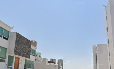 QUERETARO, Departamento en Exclusivo CONDOMINIO, NO SE DEJE ENGAÑAR LA FIRMA ES EN LA NOTARÍA