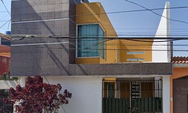 VENTA DE CASA VILLA DE LAS FLORES COACALCO