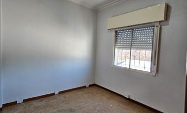 ALQUILER DEPARTAMENTO PASO DEL REY CON 2 DORMITORIOS Y BALCON . EXCELENTE MANTENIMIENTO