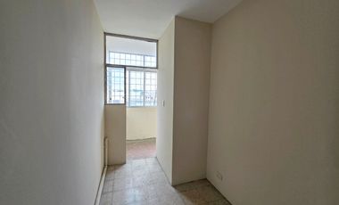 Alquiler para Departamento u Oficina, 2 Dormitorios, 3er Piso - Avenida 9 de Octubre, entre Esmeraldas y Los Ríos, Centro de Guayaquil