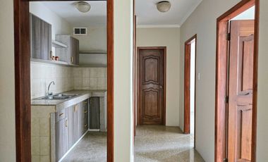 Alquiler para Departamento u Oficina, 2 Dormitorios, 3er Piso - Avenida 9 de Octubre, entre Esmeraldas y Los Ríos, Centro de Guayaquil