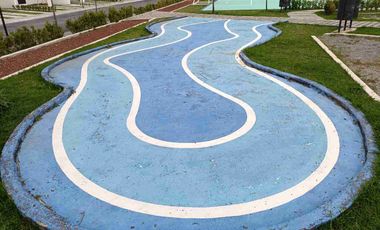 Rento casa, Cocina Equipada, 3 Recámaras, 1.5 Baños, Garaje 2 Autos.