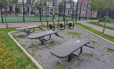 Rento casa, Cocina Equipada, 3 Recámaras, 1.5 Baños, Garaje 2 Autos.