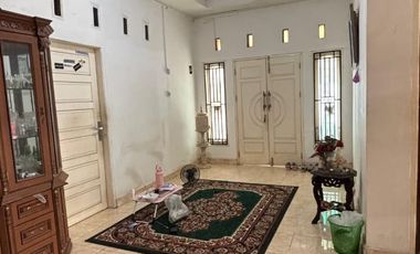Rumah di villa Fakri Sindo 3. Ulu Gadut, Padang