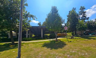 Venta de Casa en Valle Imperial Coto Almendro con Roof garden