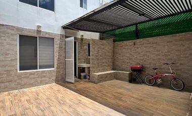 CASA EN VENTA EN CONDOMINIO