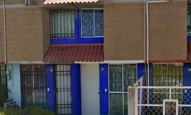 CASA EN VENTA EN HUEHUETOCA, SANTA TERESA. (ATG213)