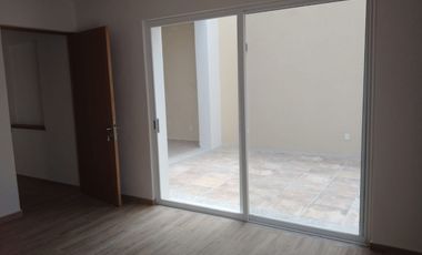 Renta Casa de 1 Nivel en Corregidora Hacienda Carlota Vanegas