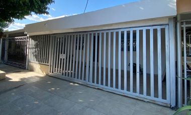 CÓD. 1300. CASA REMODELADA A LA VENTA EN EL NORORIENTE DE VALLEDUPAR.