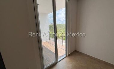 Departamento con 3 recámaras, roof garden, sala de TV - Zibatá. RENTA