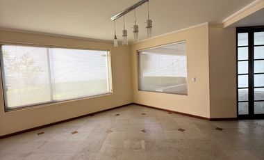 Casa en renta en Bosques Del Refugio zona norte