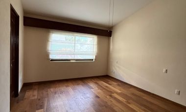 Casa en renta en Bosques Del Refugio zona norte