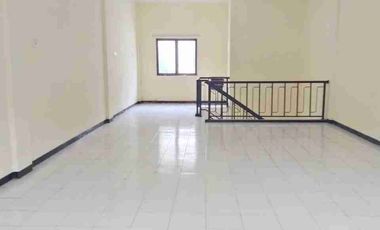 DKT JUANDA T1, parkir luas Ruko Komplek Sentra Tropodo akses Jl Ramai,