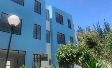 Amplia casa de 104 m2, Sector Mitad del Mundo, Dentro de Urbanización Privada