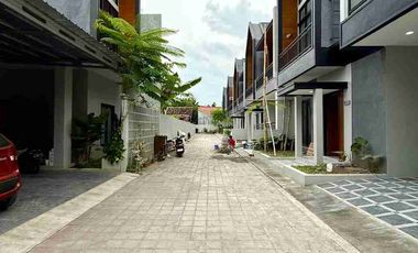 RUMAH MODERN SCANDINAVIAN 2 LANTAI ELEGAN DALAM PERUMAHAN DI POTORONO BANGUNTAPAN
