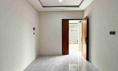 RUMAH MODERN SCANDINAVIAN 2 LANTAI ELEGAN DALAM PERUMAHAN DI POTORONO BANGUNTAPAN