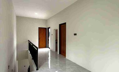 RUMAH MODERN SCANDINAVIAN 2 LANTAI ELEGAN DALAM PERUMAHAN DI POTORONO BANGUNTAPAN