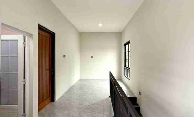RUMAH MODERN SCANDINAVIAN 2 LANTAI ELEGAN DALAM PERUMAHAN DI POTORONO BANGUNTAPAN