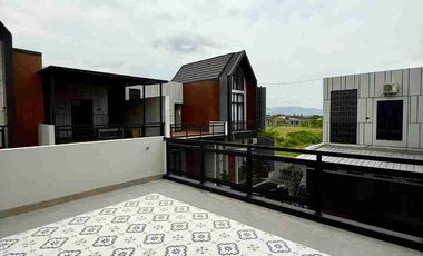 RUMAH MODERN SCANDINAVIAN 2 LANTAI ELEGAN DALAM PERUMAHAN DI POTORONO BANGUNTAPAN