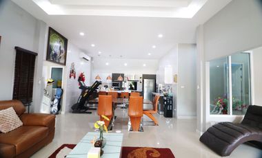 4 Bedroom Pool Home For Sale in Phapirom Park Villa, Khon Kaen, Thailand