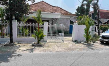 rumah solo dekat joglo banyuagung sumber