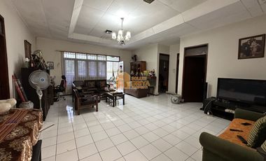 Dijual Segera Rumah dengan 2 Ruko cuaca Sejuk kaki Gunung Salak Ciomas surat SHM, Bogor.