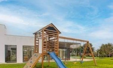 Lote en venta en prestigioso condominios LA RESERVA LUXURY CONDOMINIUM