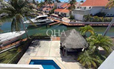 Se renta casa en isla dorada Cancún