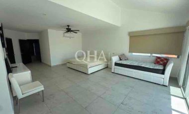 Se renta casa en isla dorada Cancún
