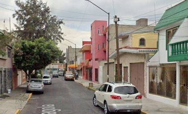 VENTA DE CASA TEPALCATES IZTAPALAPA