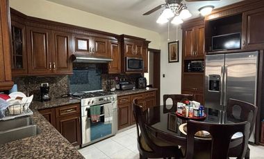 CASA EN VENTA EN EL CORAZON DE CIUDAD VICTORIA, ZONA CENTRO