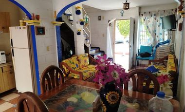 VENDO ESTUPENDA CASA DE DOS NIVELES EN CONDOMINIO EN CUAUTLA MORELOS