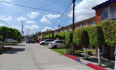 VENDO ESTUPENDA CASA DE DOS NIVELES EN CONDOMINIO EN CUAUTLA MORELOS