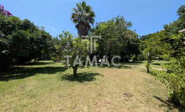 Casa en venta en Oaxtepec con alberca y uso comercial 2,060 m² de terreno