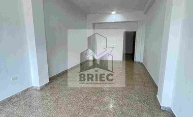 Kennedy local estratégico de 60 metros cuadrados con parqueo