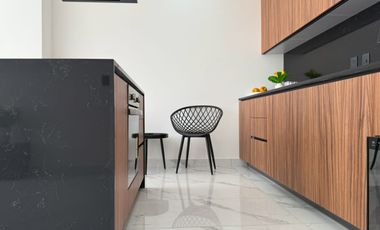 Amplio departamento de 3 recamaras en venta en Versalles, Puerto Vallarta